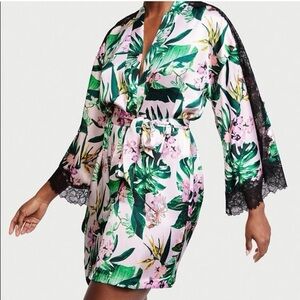 Victoria's Secret Tropic Paradise Satin Kimono Robe with a Lace Inset
